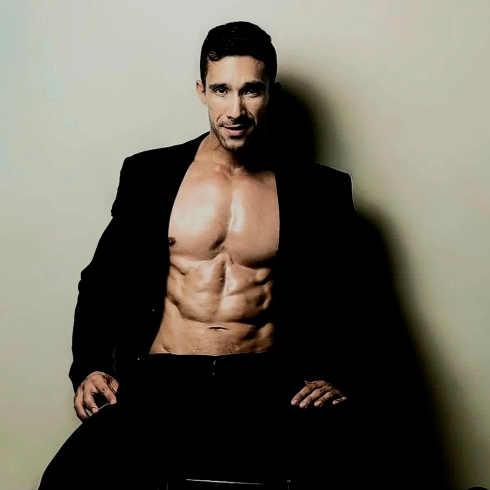 Cesar Lombardo - 6 - Fisicoculturista - Talento El Salvador - Pupusa Tour